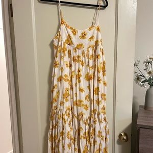 MIDI dress - never been worn